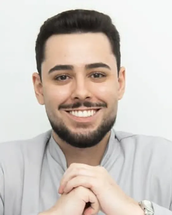 Dr. Octávio, especialista em Implantodontia, Aglaê Odontologia